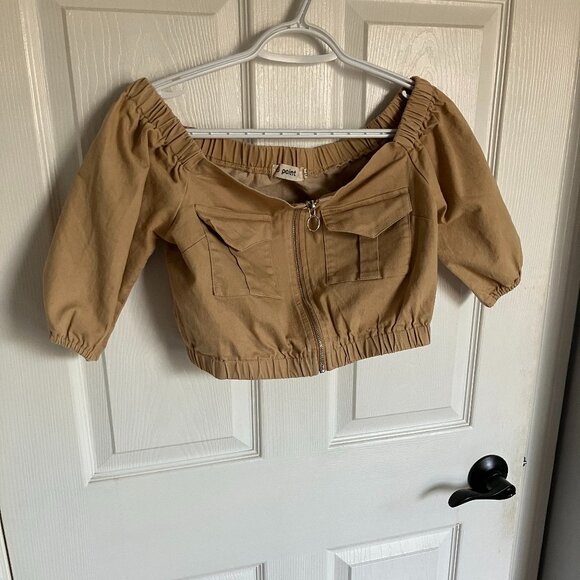 36 Point 5 Zip-Up Crop Size: Medium - Picture 1 of 4